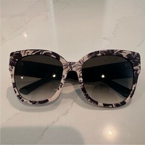 GUCCI SUNGLASSES HERBARIUM LOGO FELINE HEAD SQUARE GG0059S